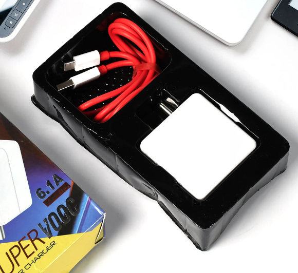 Super Fast Charger With Cable For All IPhone, Android, Smart Phones, Tablets.